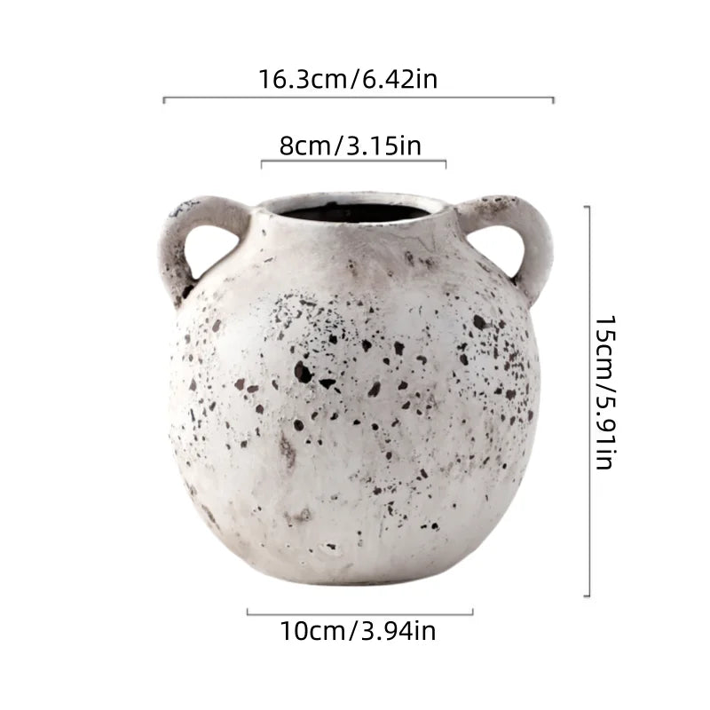 The Aria Ceramic Curve Vase